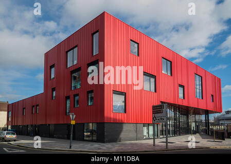 L'École de Plymouth, Plymouth Arts créatifs. Savoir localement comme la Red House Phillip Roberts Banque D'Images