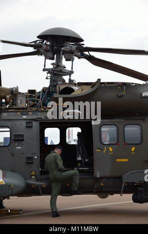 Eurocopter hélicoptère Super Puma AS332 Banque D'Images