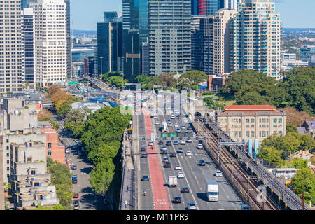 Sur la route de Sydney Harbour Bridge Banque D'Images