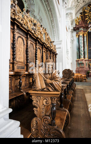Vue intérieure,stalles du choeur,Château,église,Friedrichshafen Lac de Constance, Allemagne, Bade-Wurtemberg Banque D'Images