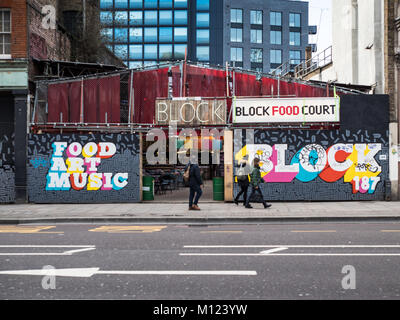 Block Shoreditch Food Court - Street Food Market in Shoreditch High Street dans le quartier branché de Shoreditch est de Londres Banque D'Images