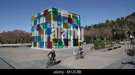 Le Centre Pompidou Musée d'art contemporain de Malaga Andalousie, Espagne Banque D'Images