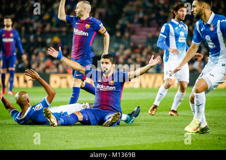 Barcelone, Espagne. 25 Jan, 2018. Le FC Barcelone l'avant Luis Suarez (9) pendant le match entre le FC Barcelone v RCD Espanyol, le round de 8(2er jambe) de la coupe du roi, joué au Camp Nou, le 25 janvier 2018 à Barcelone, Espagne. Más Información Gtres Crédit : Comuniación sur ligne, S.L./Alamy Live News Banque D'Images