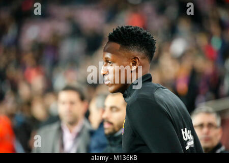 Barcelone, Espagne. 25 Jan, 2018. Le défenseur du FC Barcelone Yerry Mina (24) pendant le match entre le FC Barcelone v RCD Espanyol, le round de 8(2er jambe) de la coupe du roi, joué au Camp Nou, le 25 janvier 2018 à Barcelone, Espagne. Más Información Gtres Crédit : Comuniación sur ligne, S.L./Alamy Live News Banque D'Images