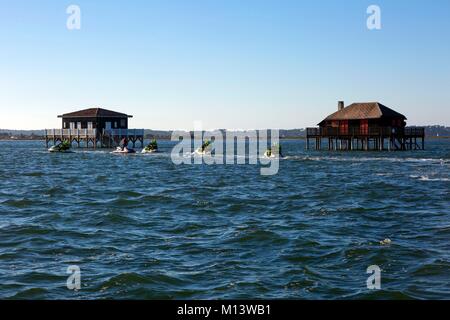 France, Gironde, bassin d'Arcachon, l'Ile aux Oiseaux, cabines Banque D'Images