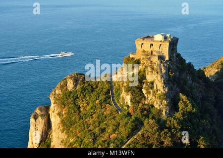 L'Italie, région Campanie Côte Amalfitaine, classé au Patrimoine Mondial de l'UNESCO, Conca dei Marini, Capo di Conca Banque D'Images