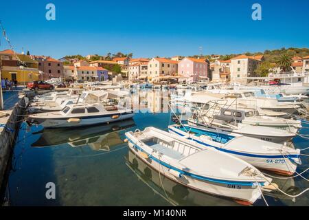 La Croatie, Dalmatie du Nord, de la côte dalmate, archipel de Zadar, l'île de Dugi Otok Sali, village Banque D'Images