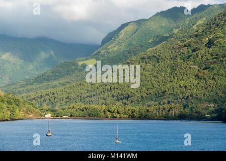 La France, la Polynésie française, l'archipel des Marquises, Nuku Hiva, l'île croisière à bord d'Aranui 5, Baie de Taipivai, contrôleurs Bay Banque D'Images