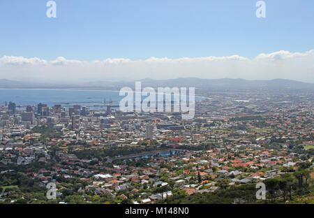 Vue de la ville du Cap à partir de la Table Mountain, Western Cape, Afrique du Sud. Banque D'Images