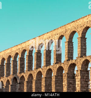 Un carré photo d'un ancien aqueduc romain à Ségovie, Espagne Banque D'Images