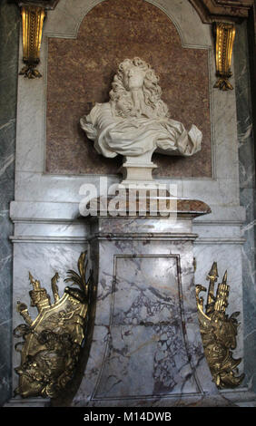 Buste en marbre de Louis XIV sur le stand par Gian Lorenzo Bernini (1665), Diana Prix, Versailles, Ile-De-France, France. Banque D'Images