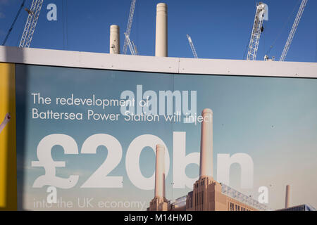 Les travaux de construction en cours dans la région de Battersea, entourant Battersea Power Station, le 22 janvier 2018, dans le sud de Londres, en Angleterre. Banque D'Images