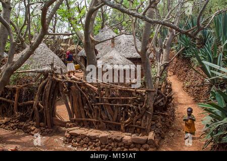 L'Ethiopie, vallée de l'Omo classée au Patrimoine Mondial de l'UNESCO, tribu Konso Konso, les villages sont classés au Patrimoine Mondial de l'humanité Banque D'Images