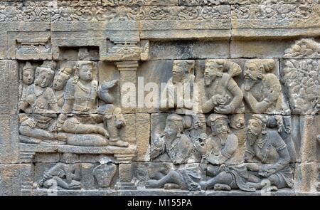 Détail de l'allégement sculpté au temple de Borobudur à Yogyakarta, Java, Indonésie.. Banque D'Images