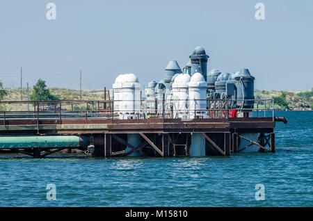 Station de pompage sur le fleuve Columbia pour fournir de l'eau pour l'irrigation Banque D'Images