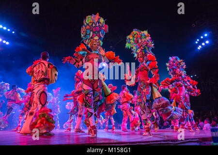 Performances cabaret Tropicana à La Havane, Cuba Banque D'Images