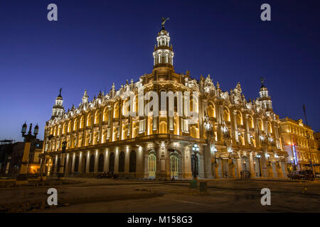 Grand Théâtre de La Havane, Cuba au crépuscule Banque D'Images