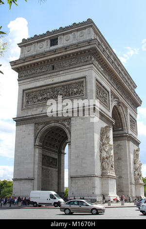 L'Arc de Triomphe de l'Etoile, l'Arc de Triomphe depuis le côté, Paris, France. Banque D'Images