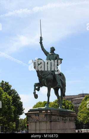 George Washington statue en bronze, Place d'Iéna, Paris, France. Banque D'Images
