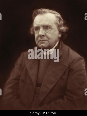 Samuel Wilberforce FRS (1805-1873), évêque d'Oxford et troisième fils de William Wilberforce, était un adversaire de la théorie de Darwin de l'évolution par sélection naturelle et a débattu de Thomas Henry Huxley sur le sujet à l'Oxford University Museum of Natural History en 1860. (Restauré et amélioration de l'image de tirage photographique par Julia Margaret Cameron, 1872). Banque D'Images