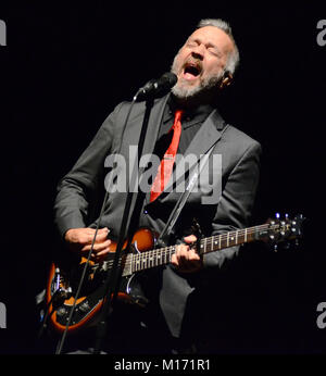 Ann Abor, Michigan, USA. 26 janvier, 2018. JJ et gris Mofro effectue au cours de l'Ann Arbor Folk Festival à Hill Auditorium à Ann Abor, au Michigan. Ricky Bassman/CSM/Alamy Live News Banque D'Images