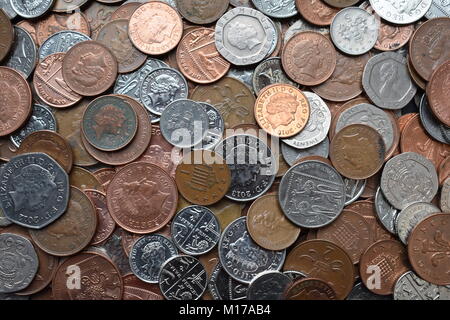 Pile de cuivre et d'argent sterling britannique Banque D'Images