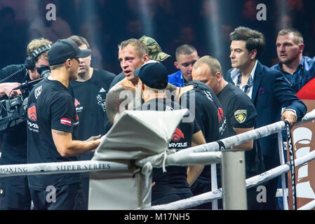 Riga, Lettonie. 28 janvier 2018. Super Série mondiale de boxe combat de demi-finale entre Mairis Briedis et Oleksandr Usyk. Crédit : Arena Gints Ivuskans/Alamy Live News Banque D'Images