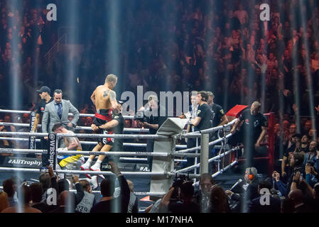 Riga, Lettonie. 28 janvier 2018. Super Série mondiale de boxe combat de demi-finale entre Mairis Briedis et Oleksandr Usyk. Crédit : Arena Gints Ivuskans/Alamy Live News Banque D'Images