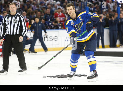 Tampa, Floride, USA. 27 Jan, 2018. DIRK SHADD | fois .St Louis Blues le défenseur Alex Pietrangelo (27) remporte le défi en passant de la LNH au cours de la formation professionnelle et des étoiles de la LNH à Amalie Arena de Tampa (Samedi 01/27/18) Credit : Dirk Shadd/Tampa Bay Times/ZUMA/Alamy Fil Live News Banque D'Images