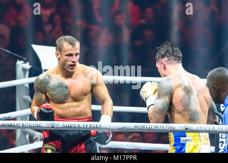 Riga, Lettonie. 28 janvier 2018. Super Série mondiale de boxe combat de demi-finale entre Mairis Briedis et Oleksandr Usyk. Crédit : Arena Gints Ivuskans/Alamy Live News Banque D'Images