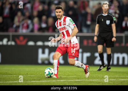 Cologne, Hector Jonas en action au cours de la Bundesliga match de football entre 1. FC Cologne et FC Augsburg le stade RheinEnergieStadion à Cologne, Allemagne, 27 janvier 2018. Photo : Federico Gambarini/dpa Banque D'Images