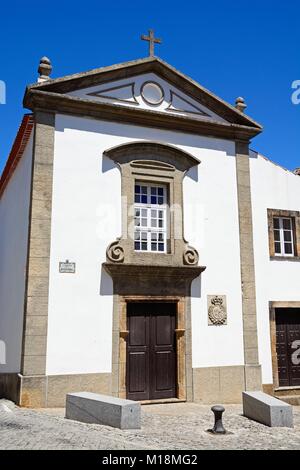 Voir l'église de la miséricorde dans la ville, Monchique, Algarve, Portugal, Europe. Banque D'Images