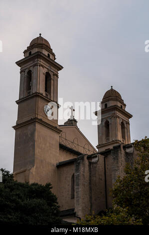 Corse : l'église paroissiale de Saint Jean Baptiste, la plus grande église de l'île construite de 1636 à 1666 dans le centre de la Citadelle de Bastia Banque D'Images