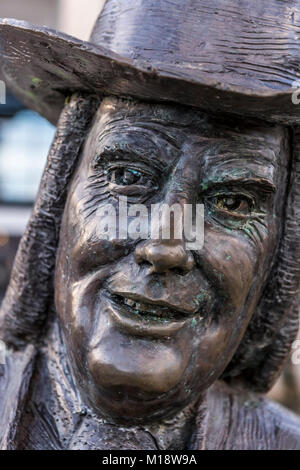 Statue de William Penn, Millennium Place, Bristol, UK Banque D'Images