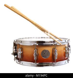 Tambour et baguettes isolated on white Banque D'Images