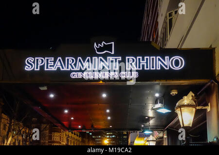 Spearmint Rhino club de gentlemen sur Tottenham Court Road, Londres, UK Banque D'Images