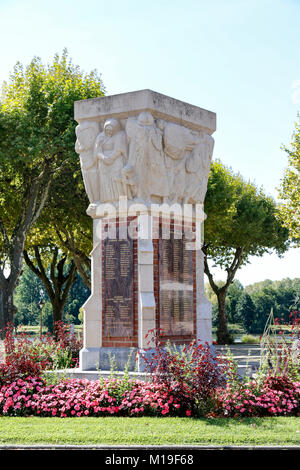 War Memorial à Moissac, Tarn-et-Garonne, Occitanie, France. Banque D'Images