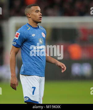 Leverkusen, Allemagne. 28 janvier, 2018. Leverkusen, Allemagne Le 28 janvier 2018, journée de Bundesliga Bayer 04 Leverkusen, 20 v 1. FSV Mainz 05 : Robin Quaison (Mayence). Credit : Juergen Schwarz/Alamy Live News Banque D'Images