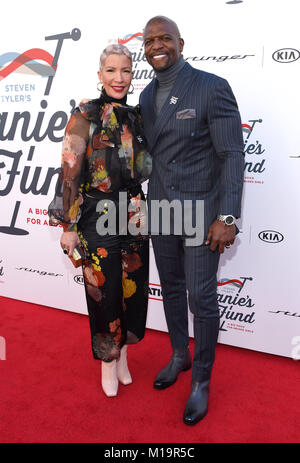 Hollywood, Californie, USA. 28 janvier, 2018. Terry Crews et Rebecca King-Crews arrive pour Steven Tyler's Janie's Fund Gala au Red Studio. Credit : Lisa O'Connor/ZUMA/Alamy Fil Live News Banque D'Images