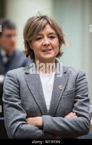 Bruxelles, Bxl, Belgique. 29 janvier, 2018. Le ministre de l'agriculture espagnole Isabel Garcia Tejerina durant la réunion des ministres de l'Agriculture au siège du Conseil européen à Bruxelles, Belgique le 29.01.2018 par Wiktor Dabkowski Wiktor Dabkowski/crédit : ZUMA Wire/Alamy Live News Banque D'Images