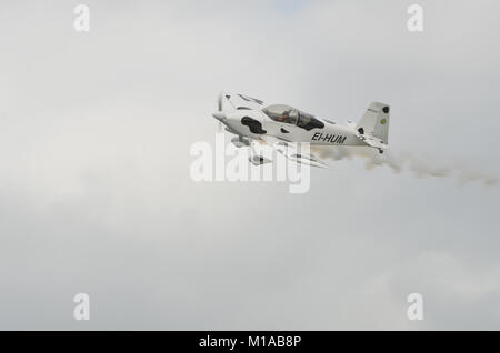 Portrush, Fr d'Antrim, en Irlande du Nord. 31 août 2013 :- Cars RV7a en battant l'affichage à l'Airshow Portrush Banque D'Images