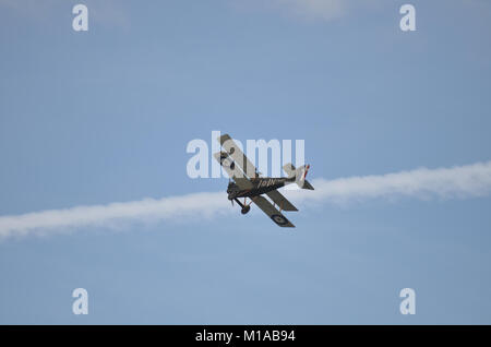 Portrush, Fr d'Antrim, en Irlande du Nord. 31 août 2013 :- Replica Sopwith SE5a en battant l'affichage à l'Airshow Portrush Banque D'Images