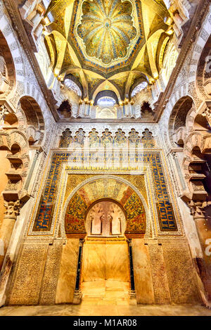 Cordoue, Espagne - 11 MAI 2016 : Cordoue, Espagne, intérieur de la Grande Mosquée de Cordoue, en Andalousie. Banque D'Images