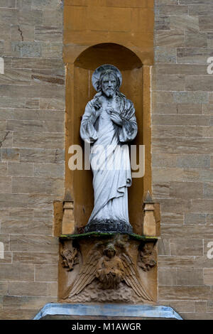 Statue du Christ, cathédrale catholique de Notre Dame immaculée et de Saint Thomas de Canterbury, Northampton, Royaume-Uni Banque D'Images