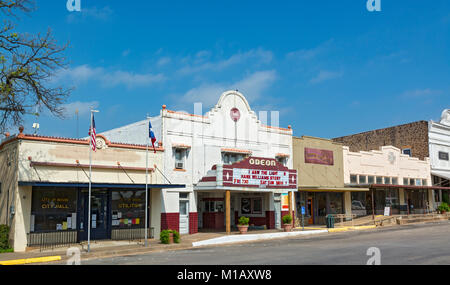 Texas Hill Country,, Mason, centre-ville historique, S. Moody Street, '1928 Théâtre de l'Odéon, jouer film 'J'ai vu la lumière' Le Hank Williams Story Banque D'Images