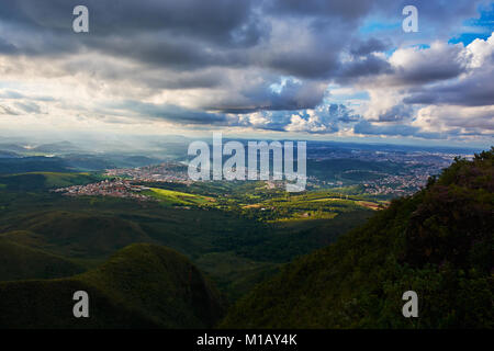 Les montagnes de Minas Gerais au Brésil Banque D'Images