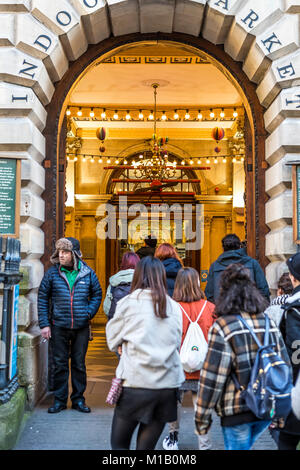 Bristol, Royaume-Uni : Marché St Nicolas Banque D'Images