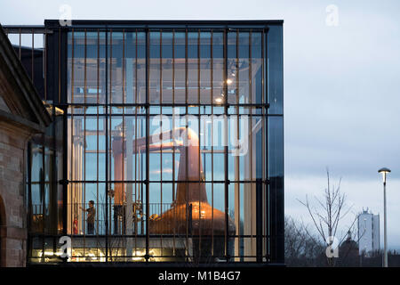 Vue extérieure du nouveau Clydeside distillerie sur berge de la rivière Clyde à Glasgow, Ecosse, Royaume-Uni Banque D'Images