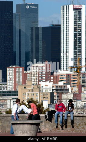 AJAXNETPHOTO. 1ER AVRIL, 2006. PARIS, FRANCE. - Tours DE LA DÉFENSE DANS LE QUARTIER DES AFFAIRES. PHOTO:JONATHAN EASTLAND/AJAX REF : D1X60104 893 Banque D'Images