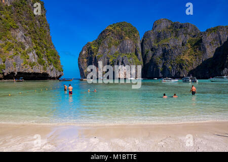 Phuket, Krabi, Phi Phi Island. Maya Bay sur Koh Phi Phi Lee Banque D'Images
